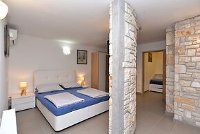 Apartment Vlado 1405