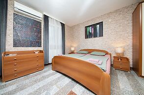 Apartment Vlado 1405