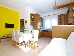 Apartment  Anica 770