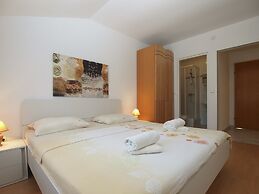 Apartment  Anica 770