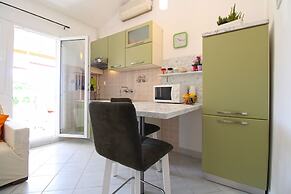 Apartment Mirjana 734