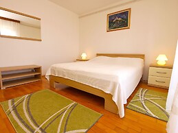 Apartment Mirjana 734