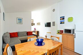 Apartment Mirjana 734