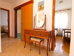 Apartment Mirjana 734