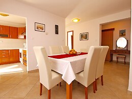 Apartment Mirjana 734