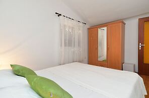 Apartment Mirjana 734