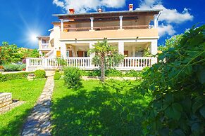 Apartment Mirjana 734