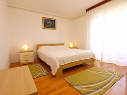 Apartment Mirjana 734