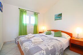 Apartment Mirjana 734