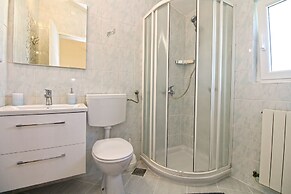 Apartment Mirjana 734