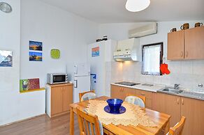 Apartment Mirjana 734