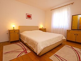 Apartment Mirjana 734