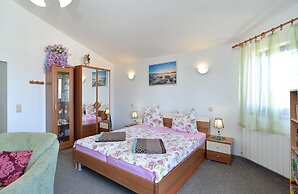 Apartments Anka 1223