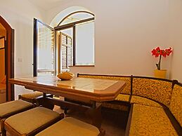 Apartments Antica 1371