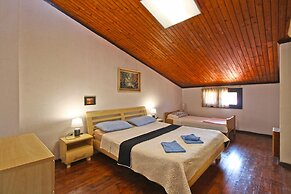 Apartments Antica 1371