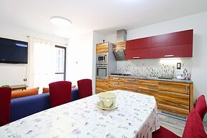 Apartments Antica 1371
