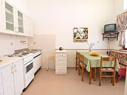 Apartments Vladislava 906