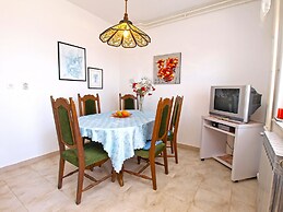 Apartments Vladislava 906