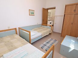 Apartments Vladislava 906