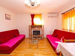 Apartments Silvia 143