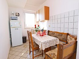 Apartments Silvia 143