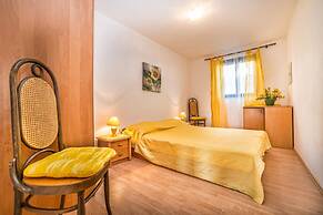 Apartments Maria 821