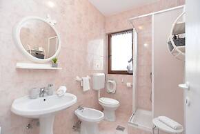 Apartments Maria 1021