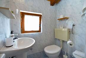 Apartments Maria 1021