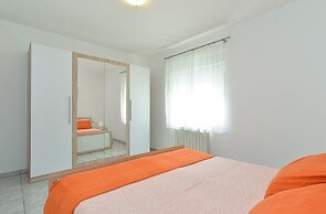 Apartments Tanja 100