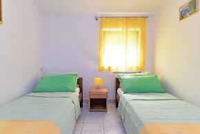 Apartments Tanja 100