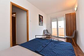 Apartments Arsen 928