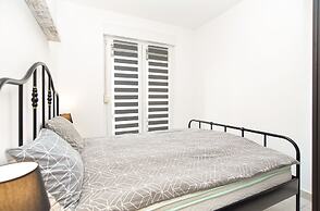 Apartments Arsen 928