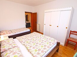 Apartments Dragica 929