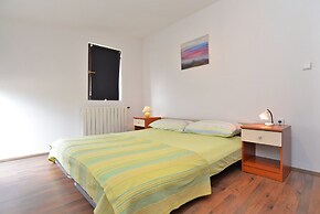 Apartments Dragica 929