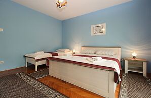 Apartments Branko 1348