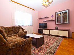 Apartments Branko 1348