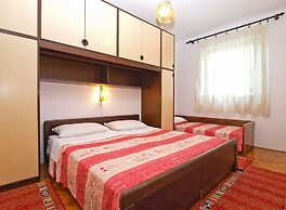 Apartments Branko 1348