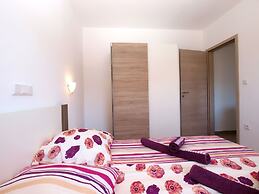 Apartments Dario 1480