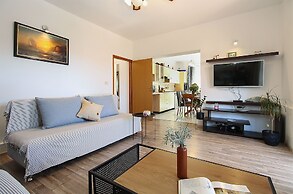 Apartments Jasmine 1008