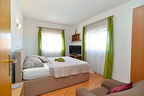 Apartments Jasmine 1008