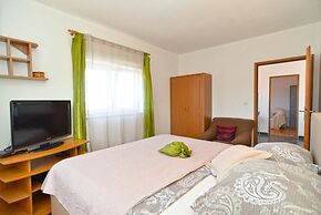 Apartments Jasmine 1008