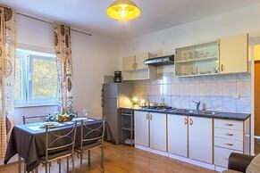 Apartments Jasmine 1008