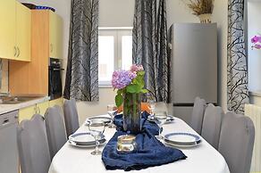 Apartments Jasmine 1008