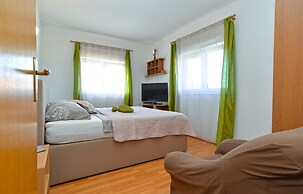 Apartments Jasmine 1008