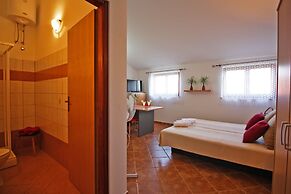 Apartments Irena 1310