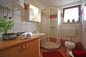 Apartments Irena 1310