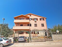 Apartments Irena 1310