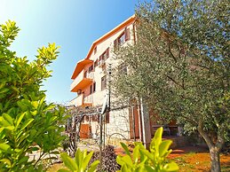 Apartments Irena 1310