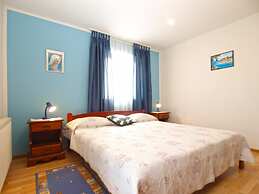 Apartments Dragica 1251