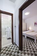 Apartments Bubamara 1398